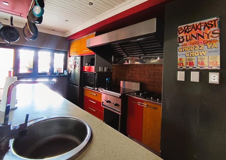 4 Bedroom Property for Sale in Willows Free State